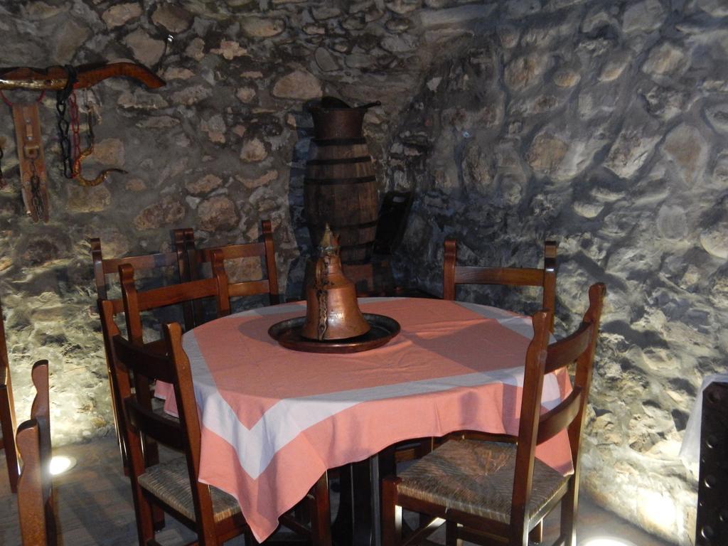 Risthotel Pizzeria Italia Godiasco Bagian luar foto